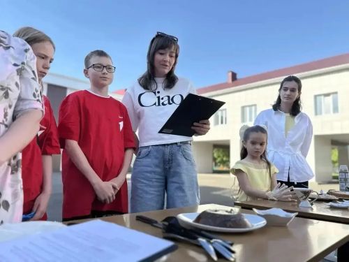 Круглое Поле поселогы мәктәбендә иң яхшы кулинар гаиләләрне ачыкладылар