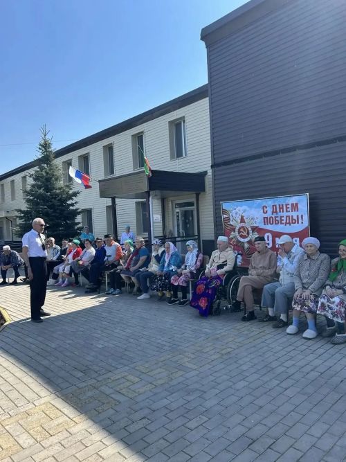 Күңел җылысы, музыка һәм хәтер: Тукай районында ветераннар өчен бәйрәм оештырылды