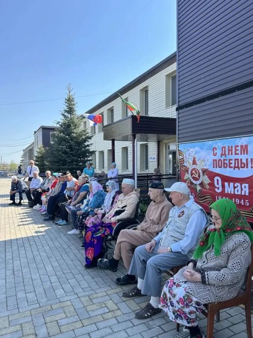 Күңел җылысы, музыка һәм хәтер: Тукай районында ветераннар өчен бәйрәм оештырылды