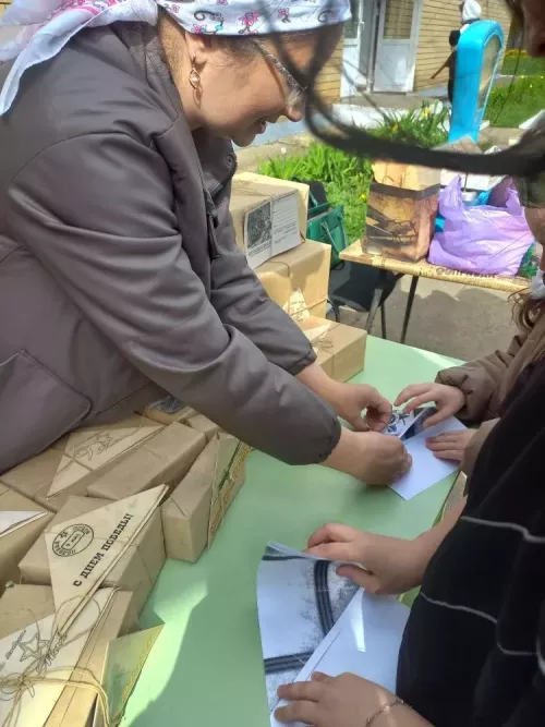 Круглое Поледа Бөек Җиңү көненә багышланган митинг узды