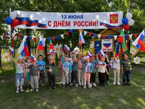 Тукай районы балалар бакчаларында Россия көнен билгеләп үттеләр