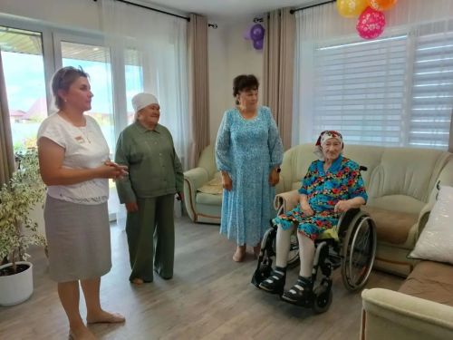 Калмаш һәм Яңа Байлар авылларында яшәүче хезмәт ветераннарын котладылар