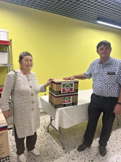 «Добро.Центр» хезмәткәрләре СВОдагы хәрбинең әти-әнисе белән очрашты