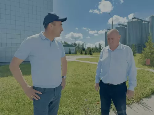 Район башлыгы «Кама» агрофирмасының яңа комплексын бәяләде