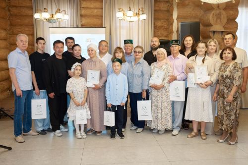 Тукай районыннан Әшрәповлар гаиләсе республика бәйгесендә җиңү яулады