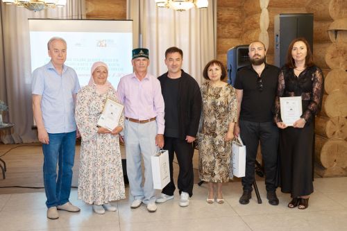 Тукай районыннан Әшрәповлар гаиләсе республика бәйгесендә җиңү яулады