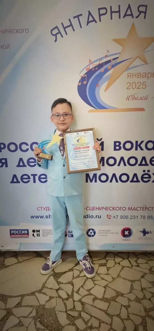 Иҗат какшамас канат бирә: Иске Җирекледән кечкенә Тимур зур сәхнәләрне яулый