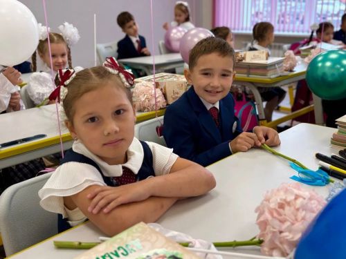 День знаний отметили в обновлённой школе посёлка Новый Тукаевского района