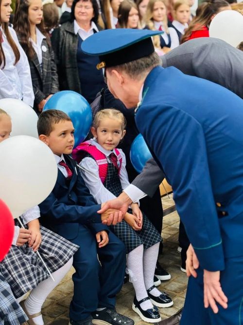 День знаний отметили в обновлённой школе посёлка Новый Тукаевского района