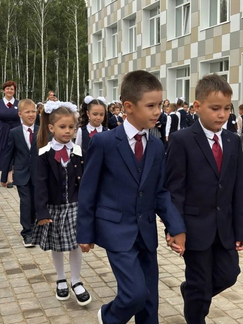 День знаний отметили в обновлённой школе посёлка Новый Тукаевского района