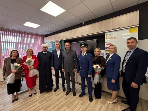 День знаний отметили в обновлённой школе посёлка Новый Тукаевского района