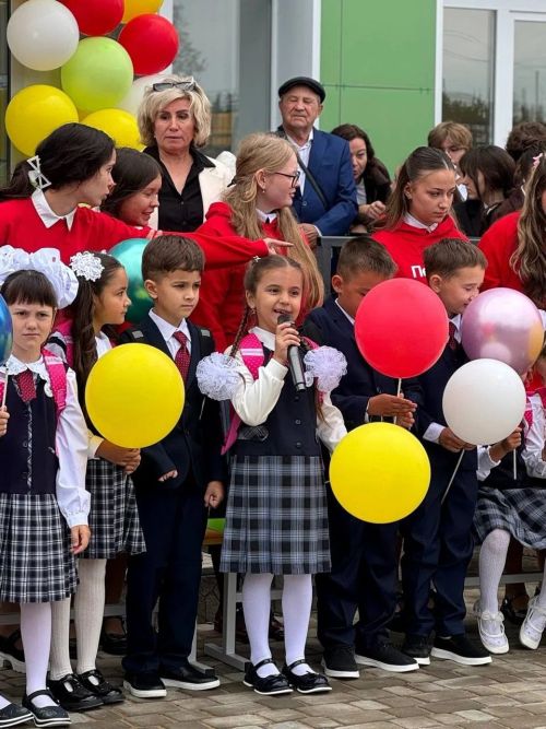 День знаний отметили в обновлённой школе посёлка Новый Тукаевского района