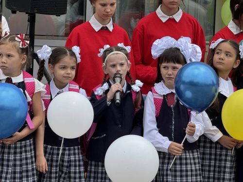 День знаний отметили в обновлённой школе посёлка Новый Тукаевского района