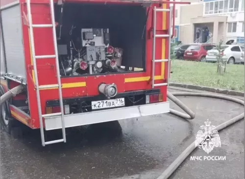 В Набережных Челнах на пожаре в девятиэтажке спасли младенца и двух взрослых