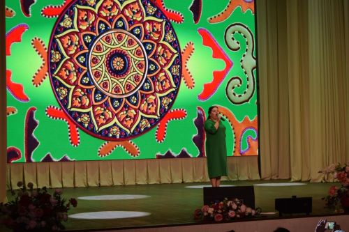 В доме культуры поселка Новый: Гала-концерт «Туган телдә җырлый чишмә» собрал лучшие творческие коллективы и исполнителей нашего района