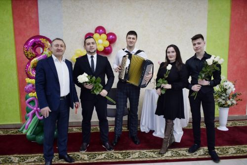 Поздравили с 8 марта
