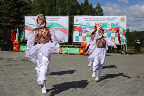 Поздравляем вас с праздником – Днем республики Татарстан