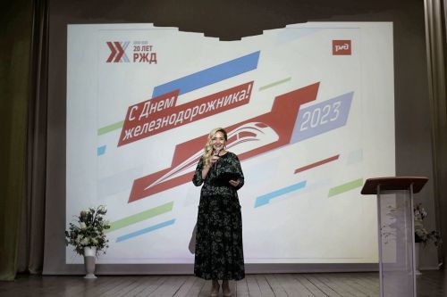 Глава Тукаевского муниципального района Республики Татарстан Фаил Камаев поздравил сотрудников Куйбышевской магистрали с профессиональным праздником