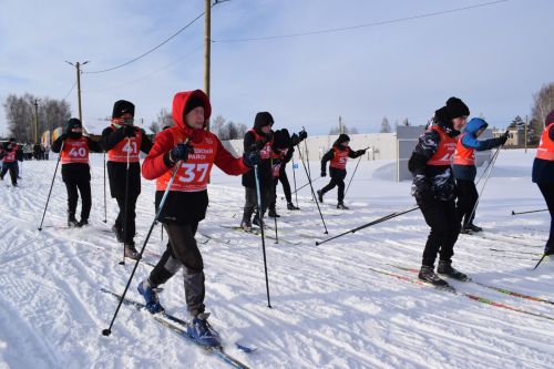 Прошло первенство и чемпионат района по лыжным гонкам, посвящённый памяти Героя Советского Союза Нурми Шарипова