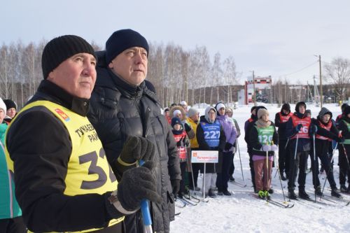 Прошло первенство и чемпионат района по лыжным гонкам, посвящённый памяти Героя Советского Союза Нурми Шарипова