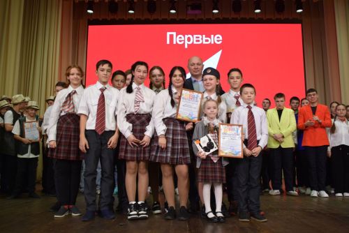Финал школьной лиги КВН «Школьный Движ»: Веселье, смех и талант