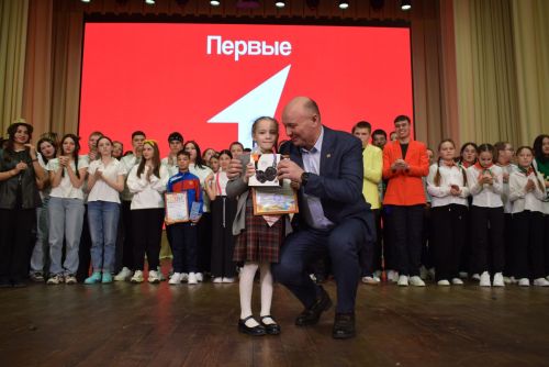 Финал школьной лиги КВН «Школьный Движ»: Веселье, смех и талант