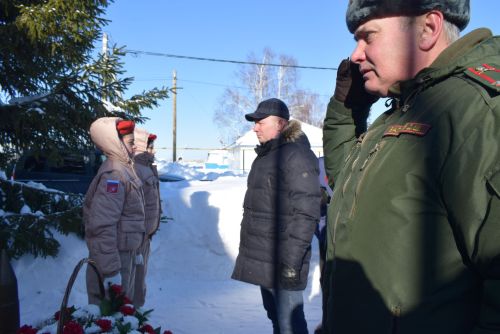 Митинг памяти в Тукаевском районе: Тукаевцы почтили память павших воинов Афганистана