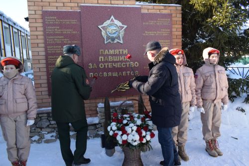 Митинг памяти в Тукаевском районе: Тукаевцы почтили память павших воинов Афганистана