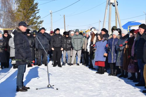 Митинг памяти в Тукаевском районе: Тукаевцы почтили память павших воинов Афганистана
