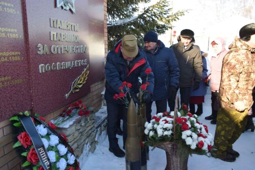 Митинг памяти в Тукаевском районе: Тукаевцы почтили память павших воинов Афганистана