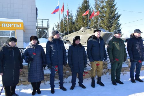 Митинг памяти в Тукаевском районе: Тукаевцы почтили память павших воинов Афганистана
