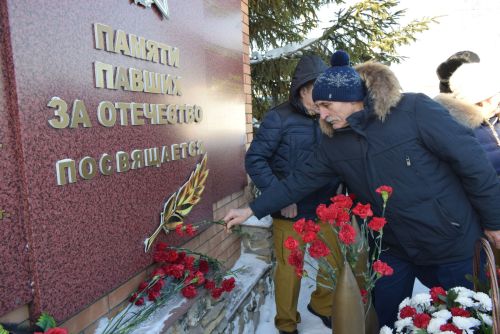 Митинг памяти в Тукаевском районе: Тукаевцы почтили память павших воинов Афганистана