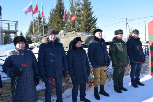 Митинг памяти в Тукаевском районе: Тукаевцы почтили память павших воинов Афганистана
