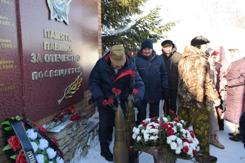 Митинг памяти в Тукаевском районе: Тукаевцы почтили память павших воинов Афганистана