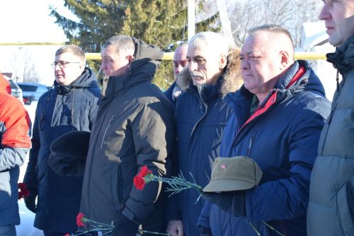 Митинг памяти в Тукаевском районе: Тукаевцы почтили память павших воинов Афганистана