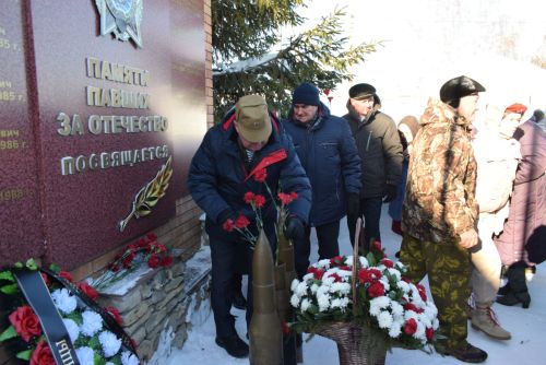 Митинг памяти в Тукаевском районе: Тукаевцы почтили память павших воинов Афганистана
