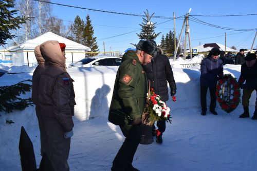 Митинг памяти в Тукаевском районе: Тукаевцы почтили память павших воинов Афганистана