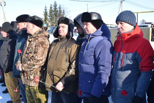 Митинг памяти в Тукаевском районе: Тукаевцы почтили память павших воинов Афганистана