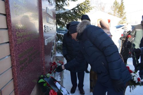 Митинг памяти в Тукаевском районе: Тукаевцы почтили память павших воинов Афганистана