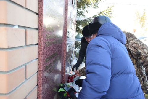 Митинг памяти в Тукаевском районе: Тукаевцы почтили память павших воинов Афганистана