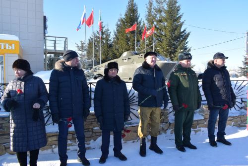 Митинг памяти в Тукаевском районе: Тукаевцы почтили память павших воинов Афганистана