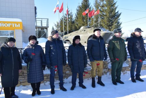 Митинг памяти в Тукаевском районе: Тукаевцы почтили память павших воинов Афганистана