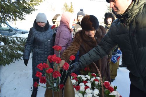 Митинг памяти в Тукаевском районе: Тукаевцы почтили память павших воинов Афганистана