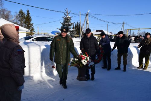 Митинг памяти в Тукаевском районе: Тукаевцы почтили память павших воинов Афганистана
