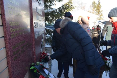 Митинг памяти в Тукаевском районе: Тукаевцы почтили память павших воинов Афганистана