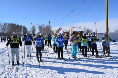 Год семьи на лыжных гонках: спорт, достижения и важность семейных ценностей