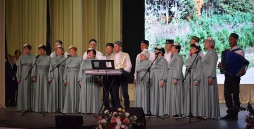 Гала-концерт «Туган телдә жырлый чишмә»: Торжество творчества и семейных ценностей