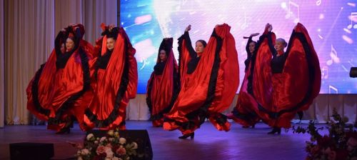 Гала-концерт «Туган телдә жырлый чишмә»: Торжество творчества и семейных ценностей