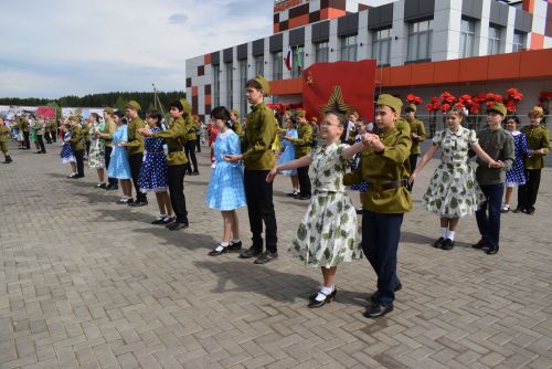 В Тукаевском районе зажгли Вечный огонь