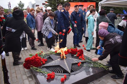 В Тукаевском районе зажгли Вечный огонь